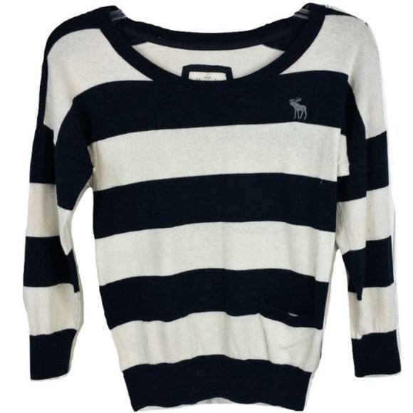 Abercrombie & Fitch Sweaters - ABERCROMBIE & FITCH NAVY & IVORY STRIPED SWEATER